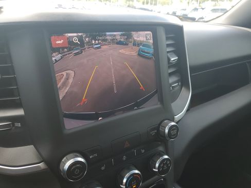 Used 2023 RAM 1500 Big Horn RWD image 21