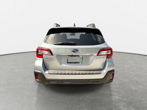 Used 2019 Subaru Outback 2.5i Limited AWD/4WD image 7