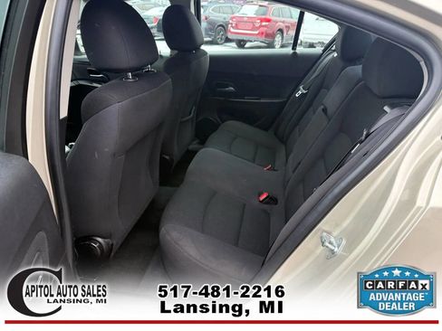 Used 2016 Chevrolet Cruze LT image 14