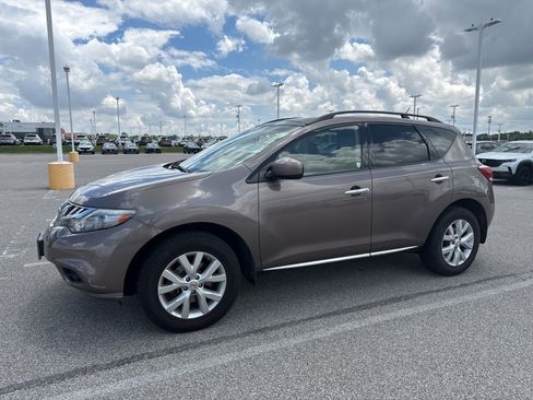 Used 2014 Nissan Murano SL FWD image 2