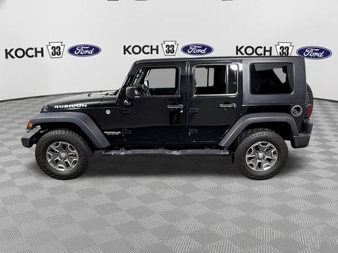 Used 2016 Jeep Wrangler Unlimited Rubicon w/ Connectivity Group AWD/4WD image 4