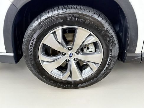 Used 2024 Subaru Ascent Premium w/ Convenience Package AWD/4WD image 40