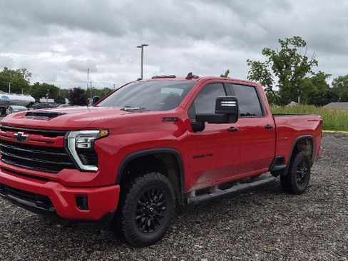 Used 2024 Chevrolet Silverado 2500 LT w/ Z71 Sport Edition AWD/4WD image 1