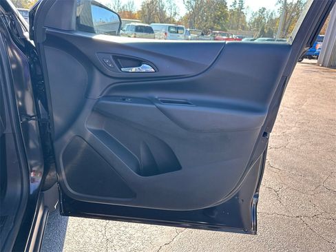 Used 2019 Chevrolet Equinox LT image 15