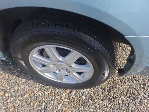 Used 2010 Chrysler Town & Country Touring FWD image 24