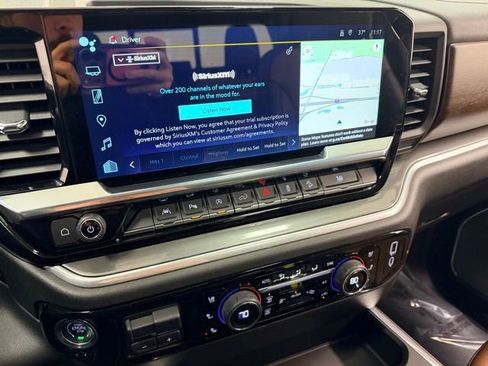 Certified 2024 Chevrolet Silverado 1500 High Country w/ Technology Package image 14