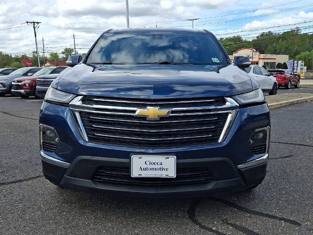 Certified 2023 Chevrolet Traverse LT FWD image 5