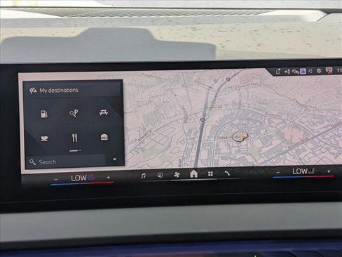 Used 2025 BMW X3 xDrive30i image 13