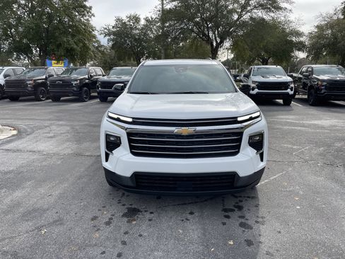 New 2026 Chevrolet Traverse LT w/ LPO, Floor Liner Package image 2