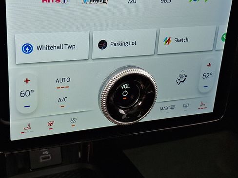 Certified 2021 Ford Mustang Mach-E Premium AWD/4WD image 16