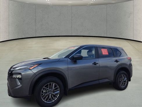 Used 2026 Nissan Rogue S image 9