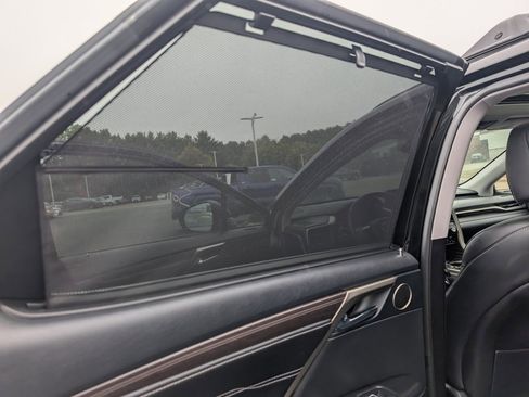 Used 2022 Lexus RX 450hL Luxury image 19