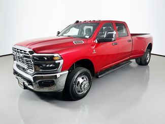 New 2026 RAM 3500 Tradesman AWD/4WD video 3
