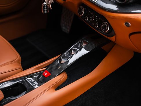 Used 2014 Ferrari F12 Berlinetta image 34