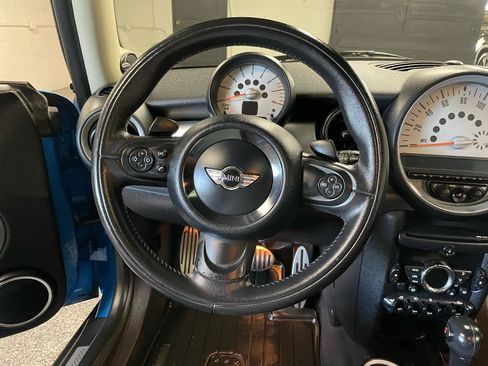 Used 2011 MINI Cooper S FWD image 15