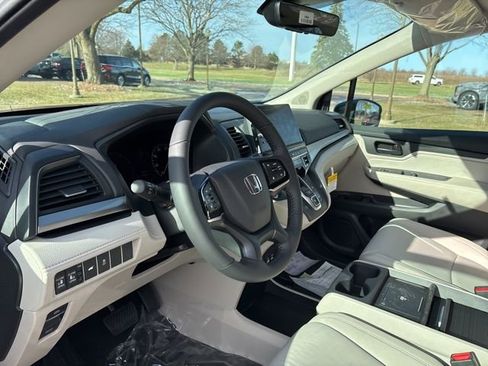 New 2026 Honda Odyssey EX-L image 13