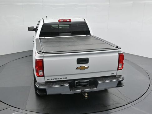 Used 2018 Chevrolet Silverado 1500 LTZ AWD/4WD image 37