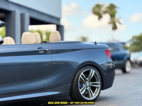 Used 2015 BMW M235i Convertible RWD image 3