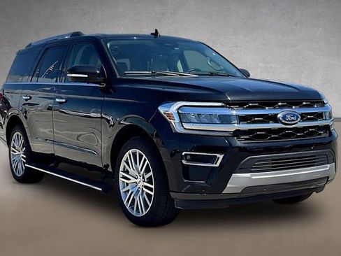 Used 2024 Ford Expedition Limited AWD/4WD image 9