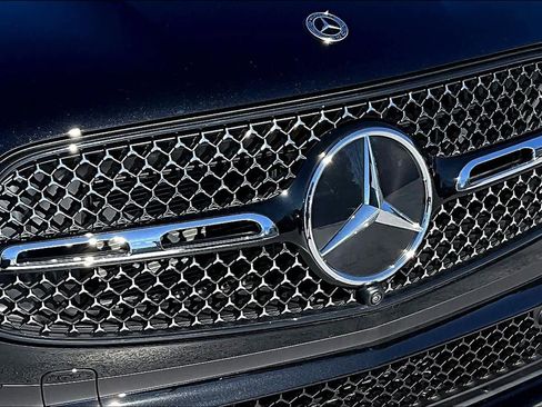 Used 2026 Mercedes-Benz GLC 300 GLC 300 image 29