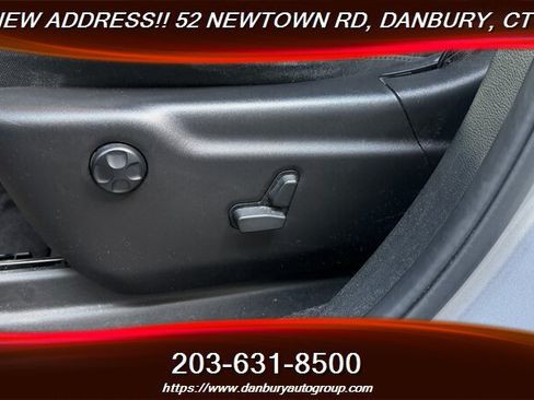 Used 2017 Jeep Grand Cherokee Limited AWD/4WD image 13