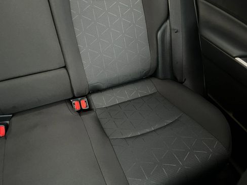 Used 2025 Toyota RAV4 XLE image 39