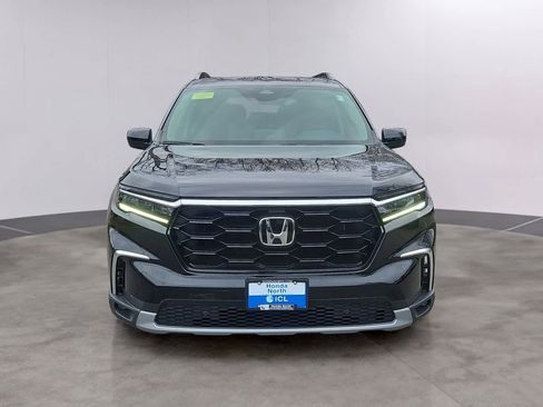 Certified 2023 Honda Pilot Touring image 2