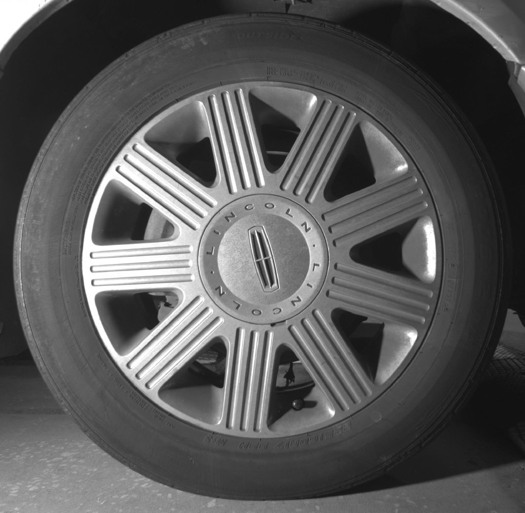 Used 2003 Lincoln Town Car Cartier RWD image 21