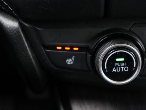 Certified 2018 Honda Clarity Plug-In Hybrid image 22