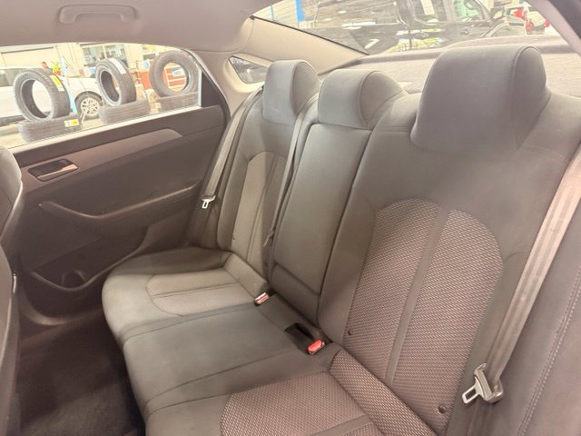 Used 2019 Hyundai Sonata SE FWD image 17