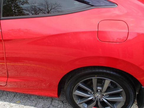 Used 2019 Honda Civic EX image 14