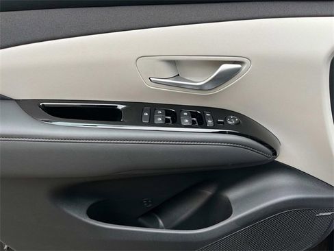 New 2024 Hyundai Tucson Limited image 7