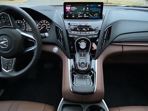 Used 2025 Acura RDX SH-AWD w/ Technology Package image 17