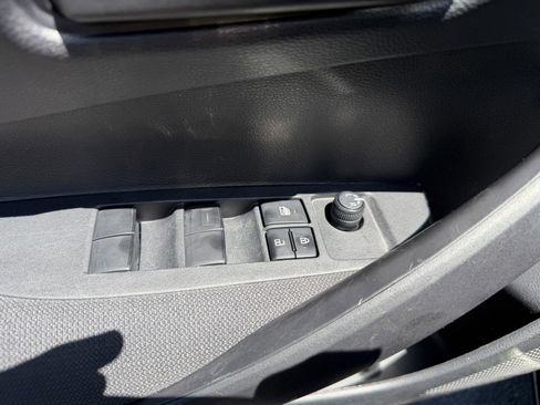 Used 2024 Toyota Corolla LE FWD image 18