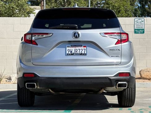 Certified 2025 Acura RDX SH-AWD image 9
