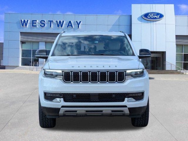 Used 2024 Jeep Wagoneer L Series II RWD image 7