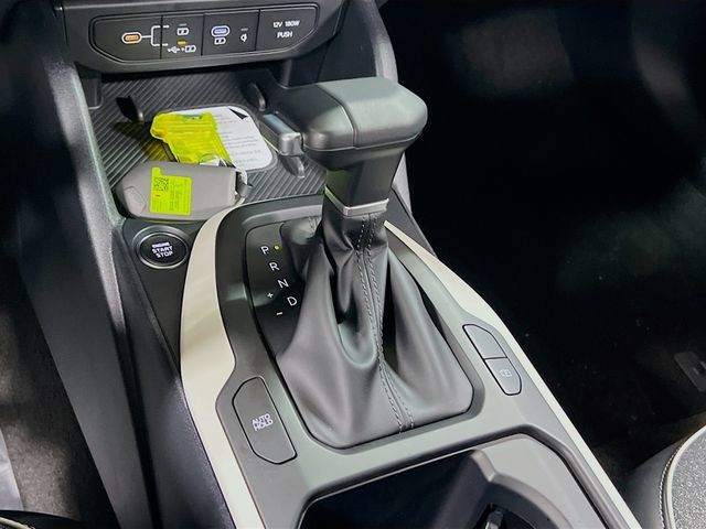 New 2025 Kia K4 GT-Line w/ GT-Line Sunroof Package FWD image 17