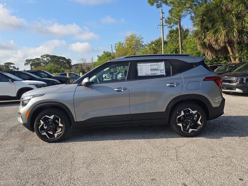 New 2026 Kia Seltos S FWD image 5