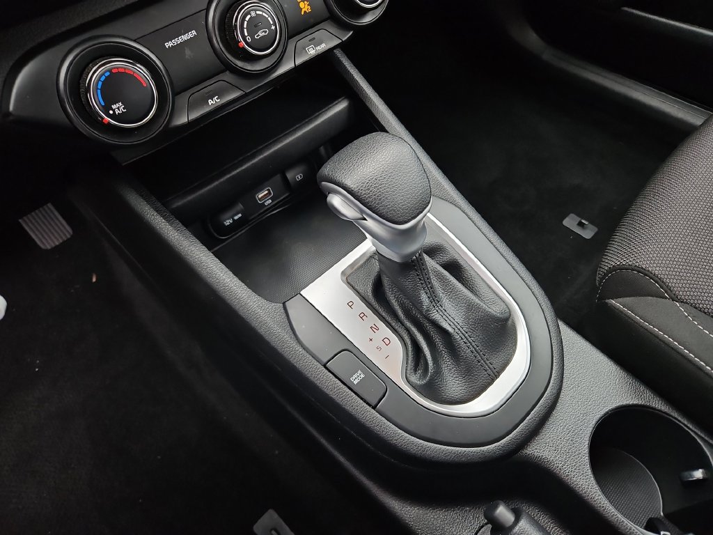 Used 2024 Kia Forte LXS FWD image 18
