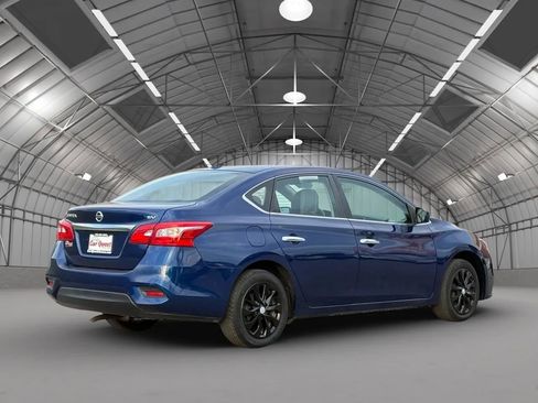 Used 2019 Nissan Sentra SV FWD image 7