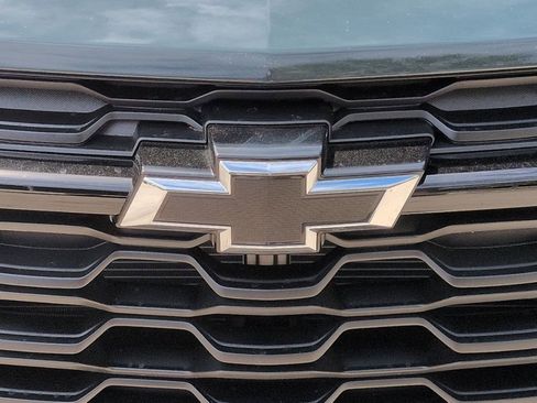 New 2026 Chevrolet Trax LT w/ Driver Confidence Package FWD image 5