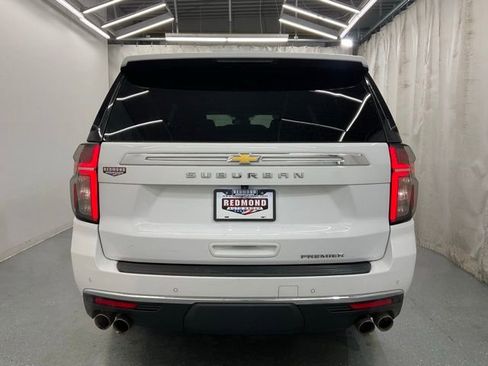 Used 2024 Chevrolet Suburban Premier AWD/4WD image 6