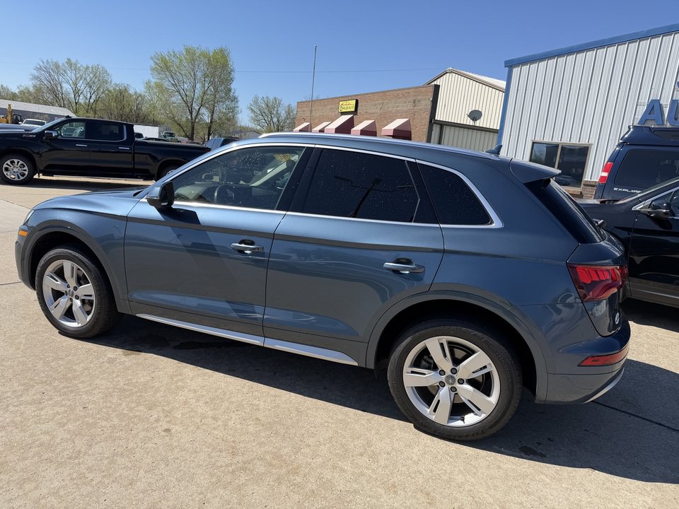 Used 2018 Audi Q5 2.0T Premium Plus w/ Premium Plus Package AWD/4WD image 8