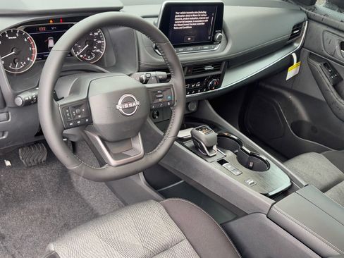 New 2026 Nissan Rogue SV image 18