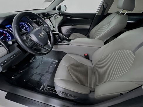 Used 2018 Toyota Camry SE image 15