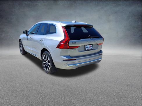 Certified 2023 Volvo XC60 B5 Plus w/ Climate Package AWD/4WD image 6