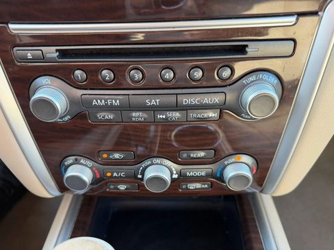 Used 2015 Nissan Pathfinder SL w/ SL Tech Package AWD/4WD image 27