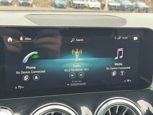 Used 2022 Mercedes-Benz GLB 250 4MATIC image 22