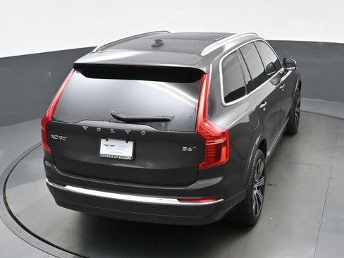 Used 2025 Volvo XC90 B6 Ultra w/ Protection Package image 38