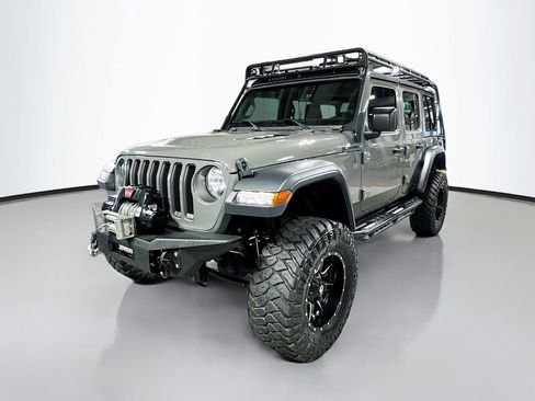 Used 2018 Jeep Wrangler Unlimited Rubicon image 1